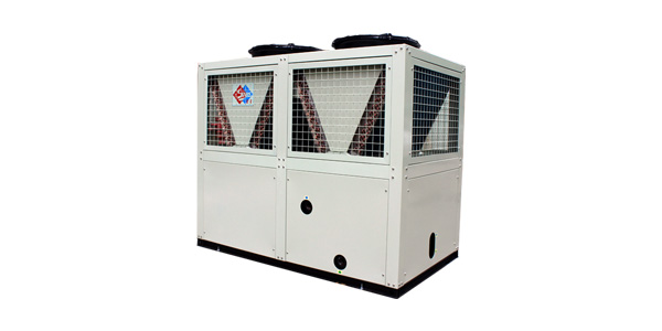 低溫風(fēng)冷渦旋熱泵機(jī)組智能化控制，用戶可隨時(shí)了解機(jī)組情況